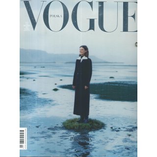 Vogue; 12/2021; 46